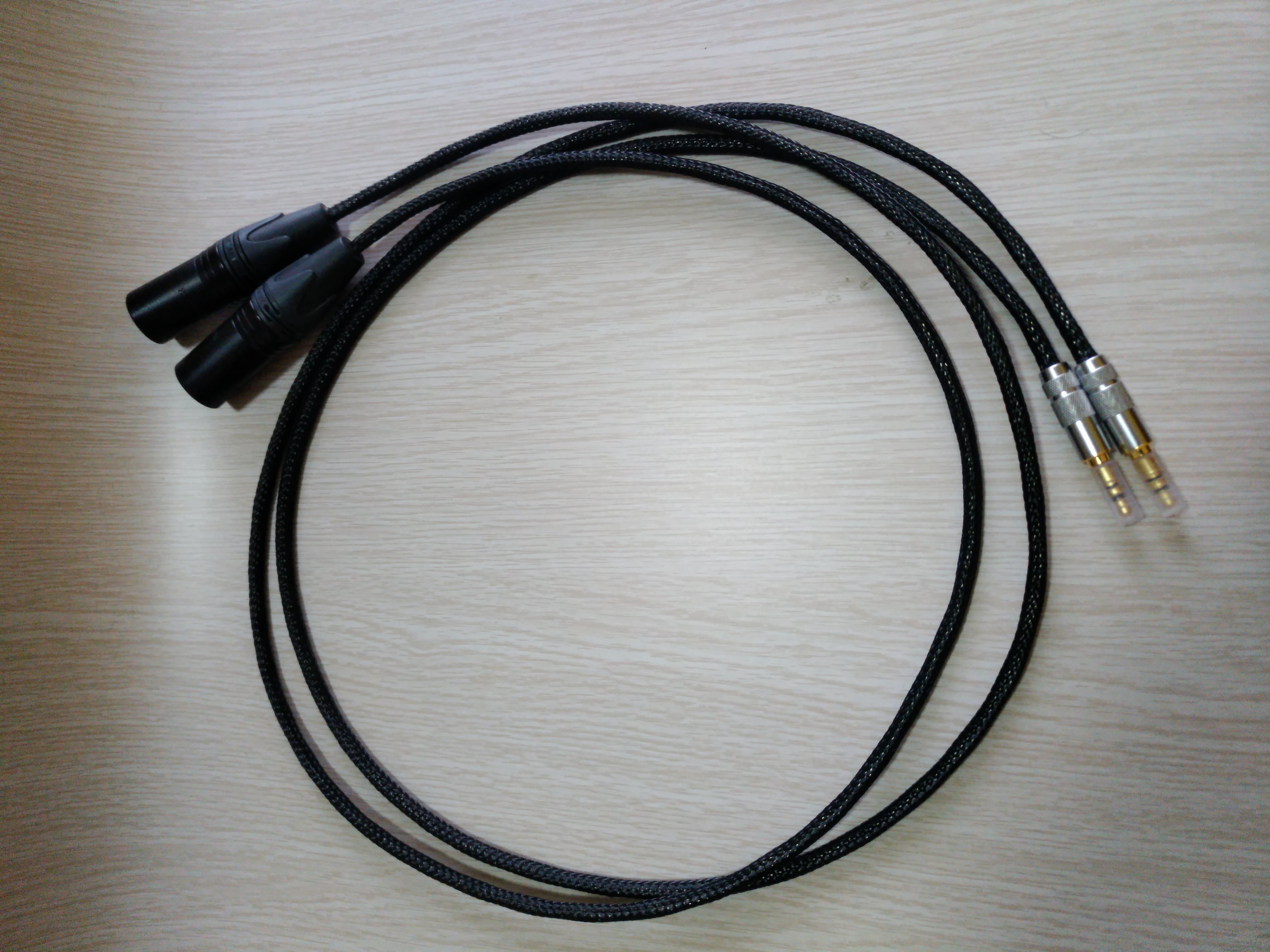 双3.5平衡转双3芯XLR线 乐之邦06、09、09P适用.jpg